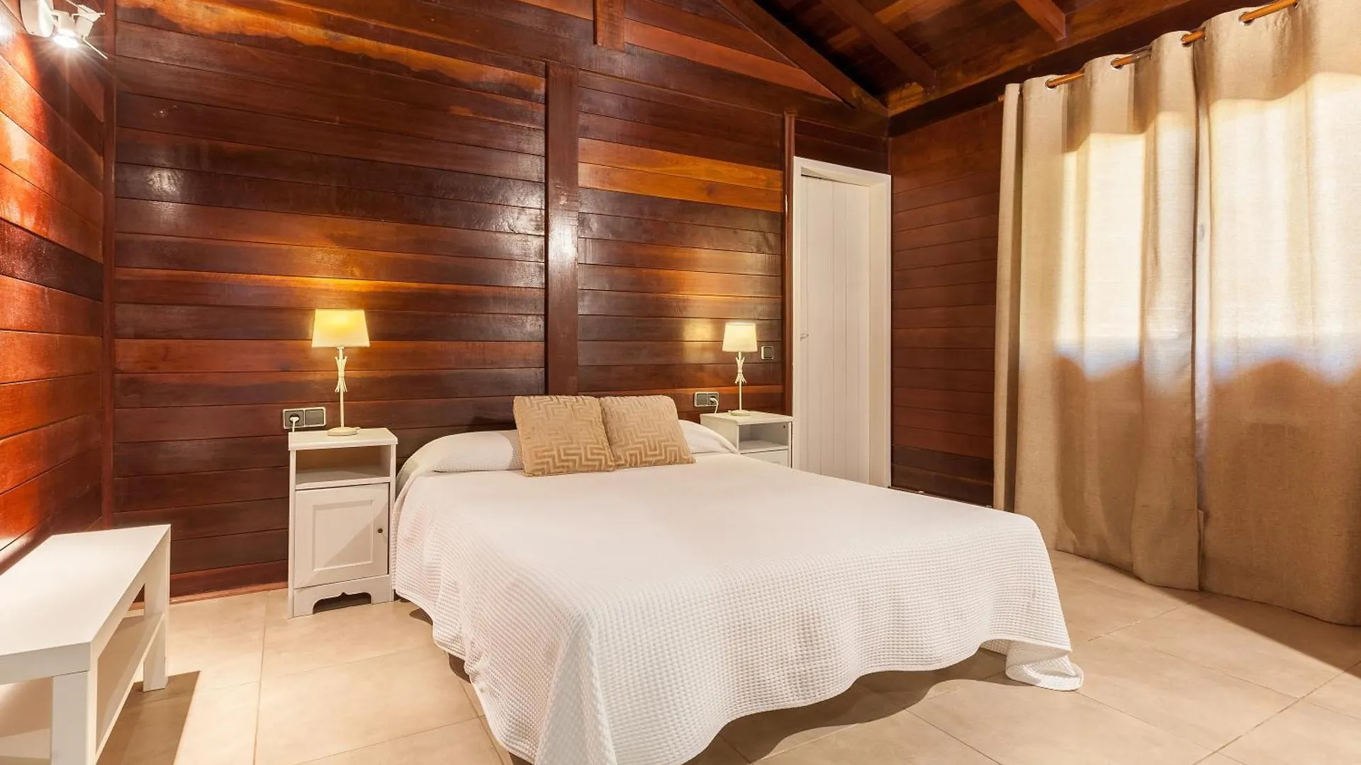 Wood House Massaranduba Villa Cubelles Spain